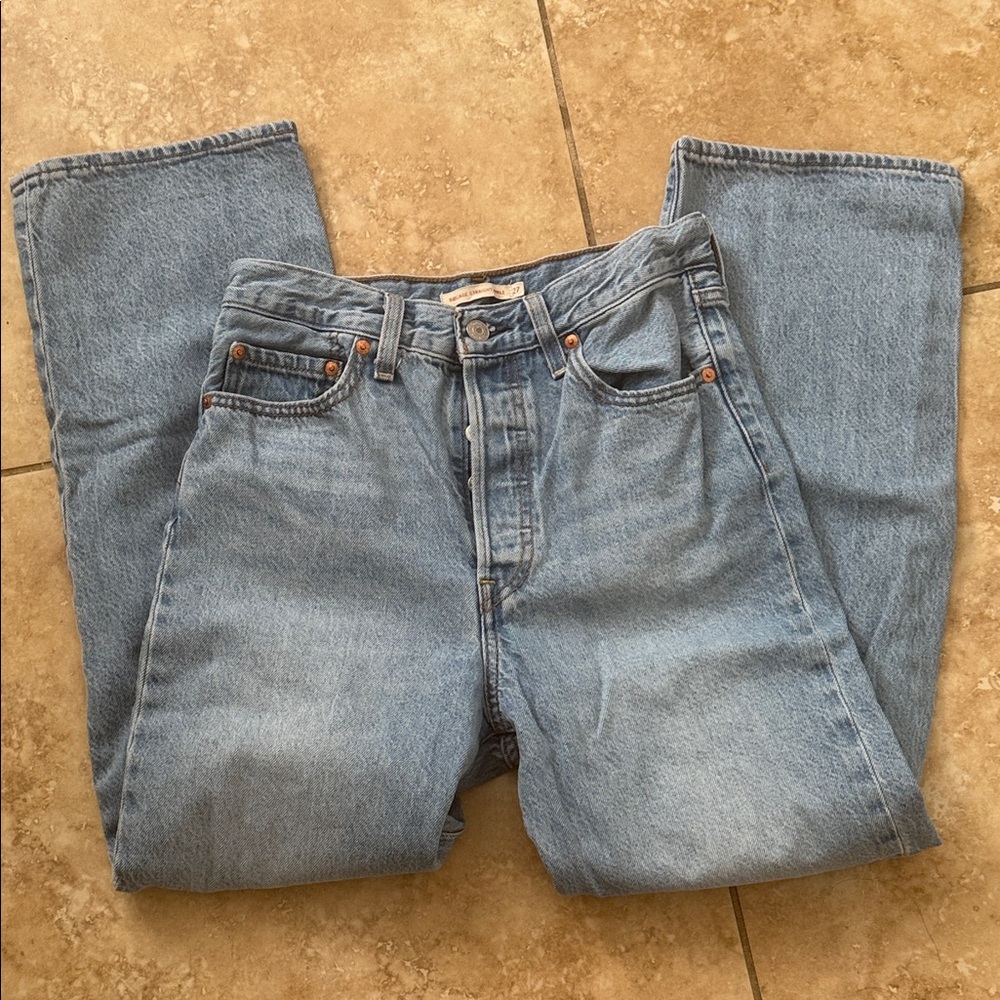 Levi's Light Blue Relaxed Jeans